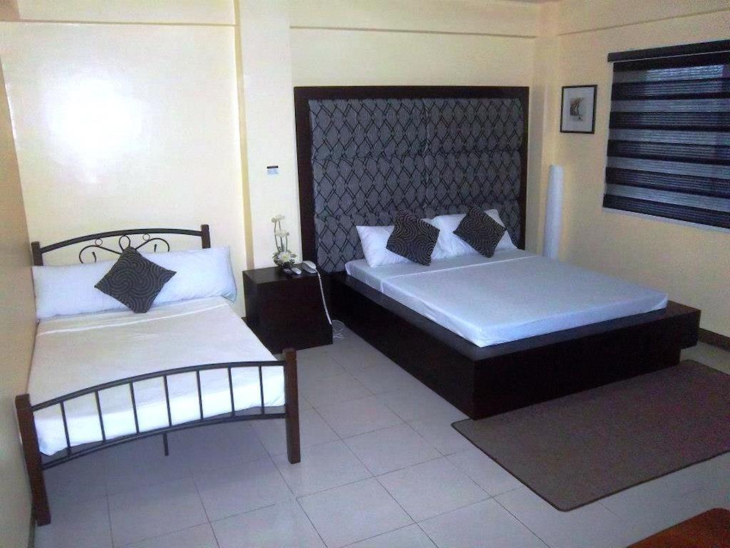 Hotel Cara Lipa City Pokoj fotografie