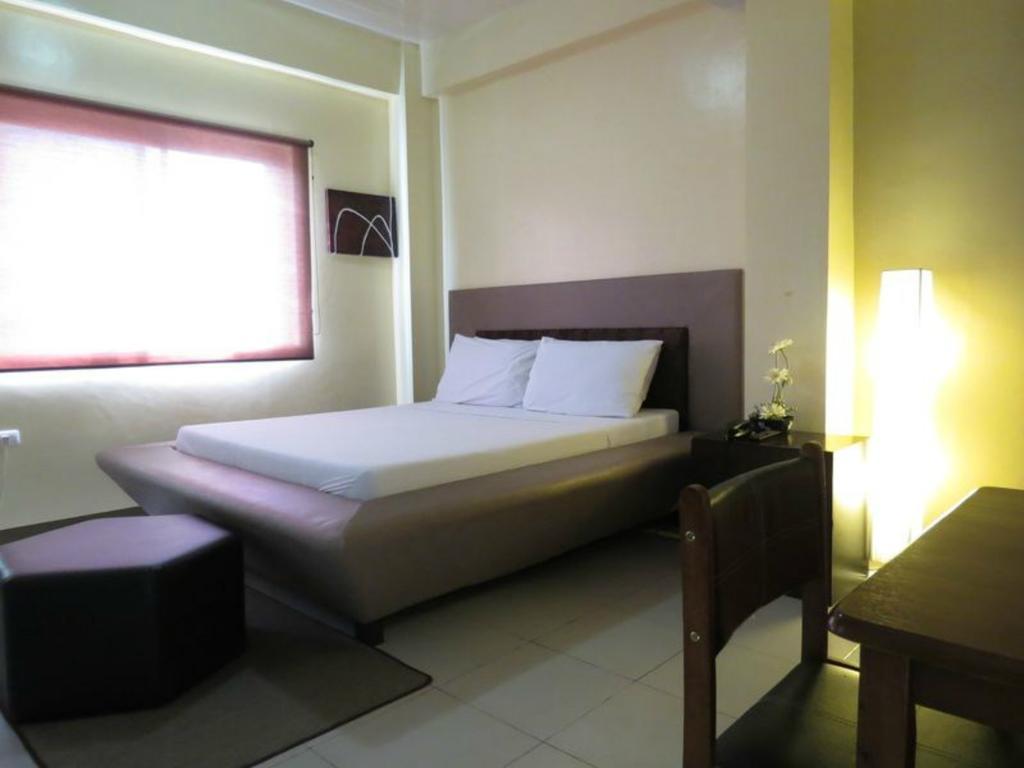 Hotel Cara Lipa City Exteriér fotografie
